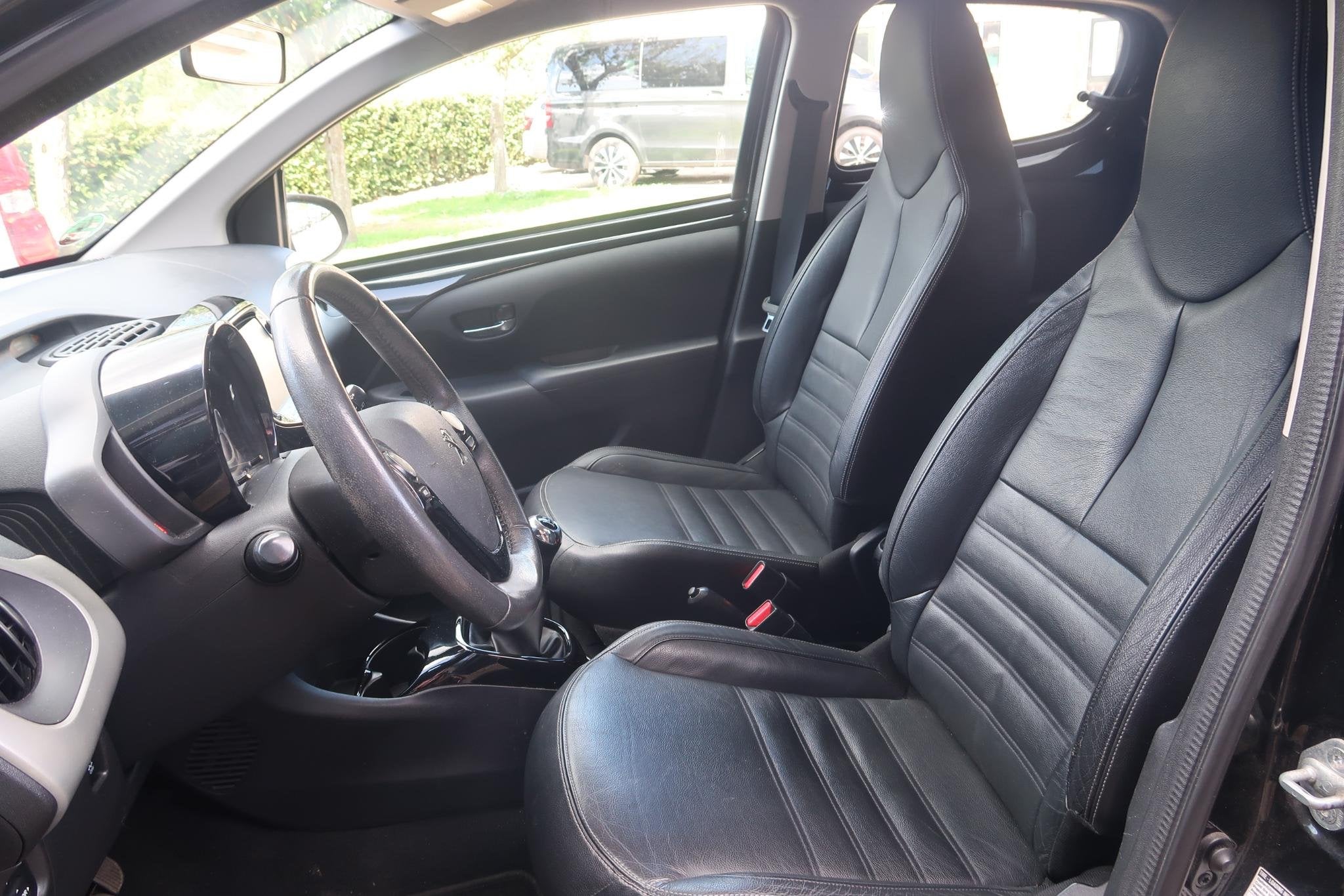 Peugeot 108 1.0 e-VTi Première Camera Leer, Voorwielaandrijving, Euro 5, Stof, Gebruikt