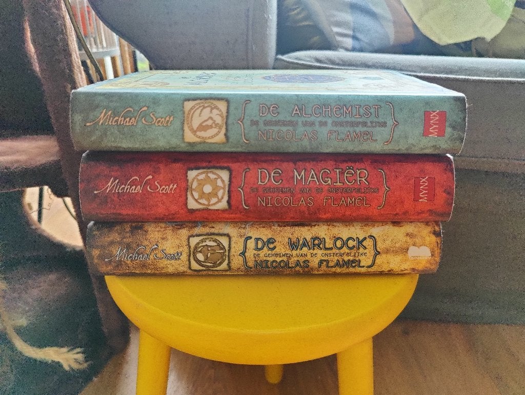 Michael Scott - 6x hardcover - Nicolas Flamel - 1 t/m 6, Boeken, Ophalen of Verzenden, Zo goed als nieuw