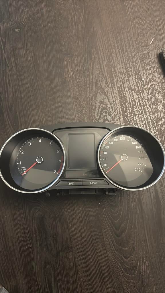 Kilometer teller Volkswagen Polo 2014 -, Ophalen, Gebruikt, Volkswagen