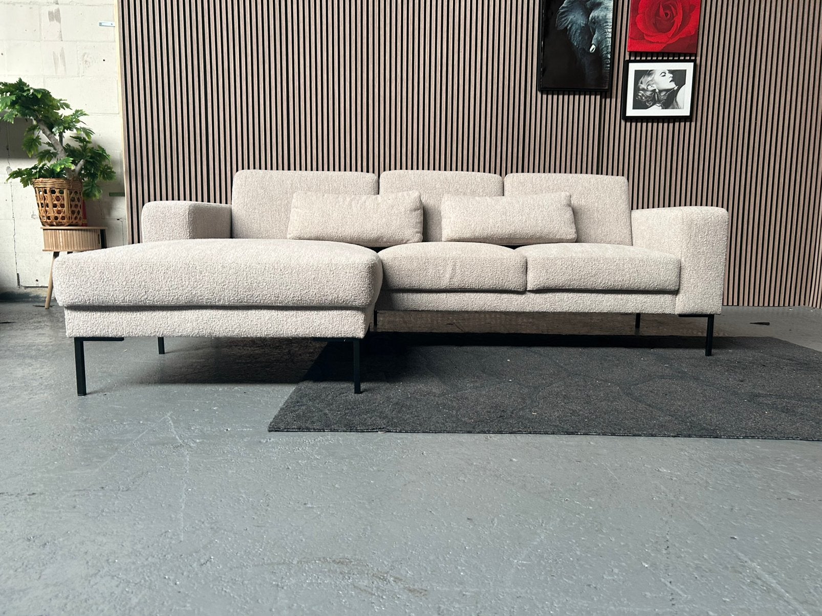 GRATIS LEVERING TEDDY LOUNGEBANK 250X160 GEREINIGD, Huis en Inrichting, Banken | Bankstellen, Hoekbank, Ophalen of Verzenden, Zo goed als nieuw