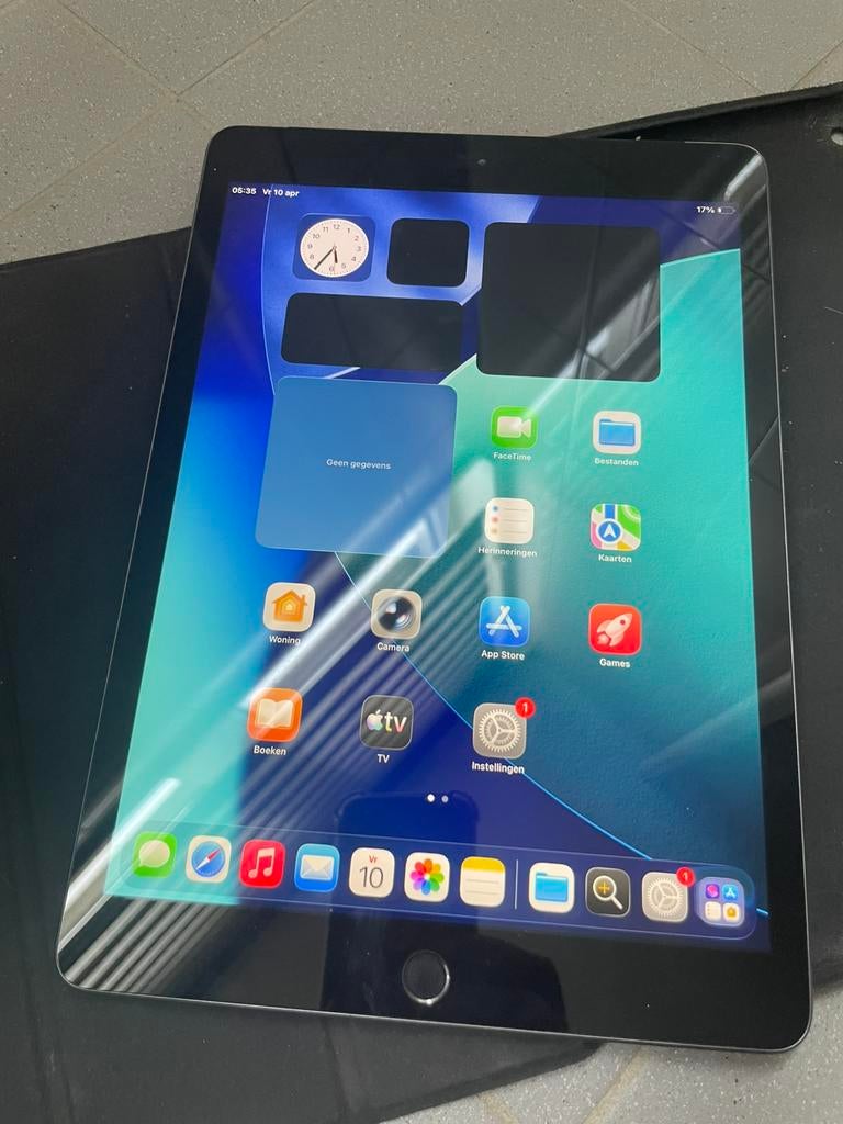 Apple Ipad 8e generatie 128gb Simkaart Zgan., Computers en Software, Apple iPads, Apple iPad, Zo goed als nieuw, 128 GB, Grijs