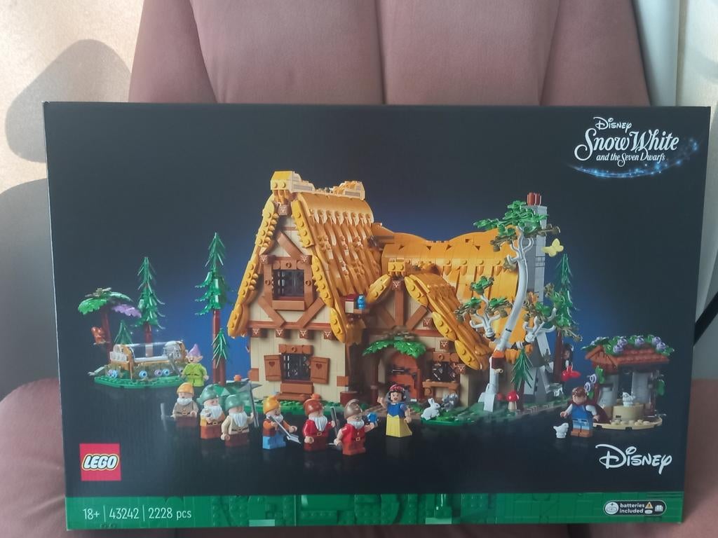 Lego Snow white 43242 (NEW), Kinderen en Baby's, Speelgoed | Duplo en Lego, Ophalen of Verzenden, Nieuw, Complete set, Lego