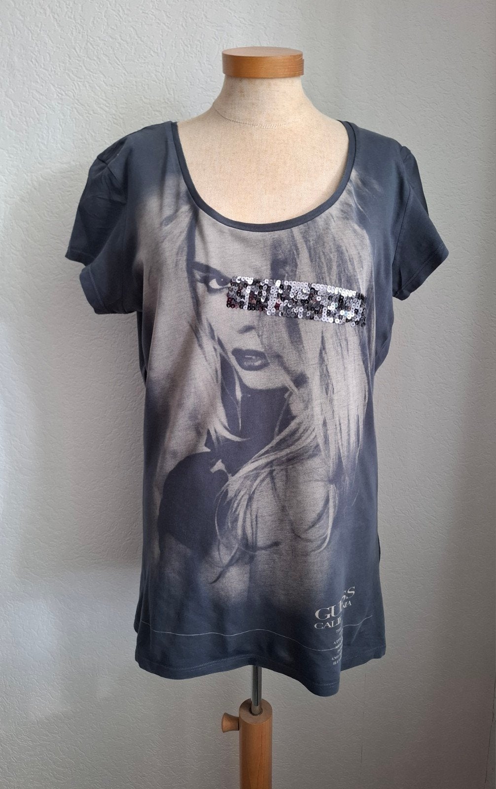 Guess California T-shirt met pailletten, maat L, Guess California, Maat 42/44 (L), Ophalen of Verzenden, Korte mouw