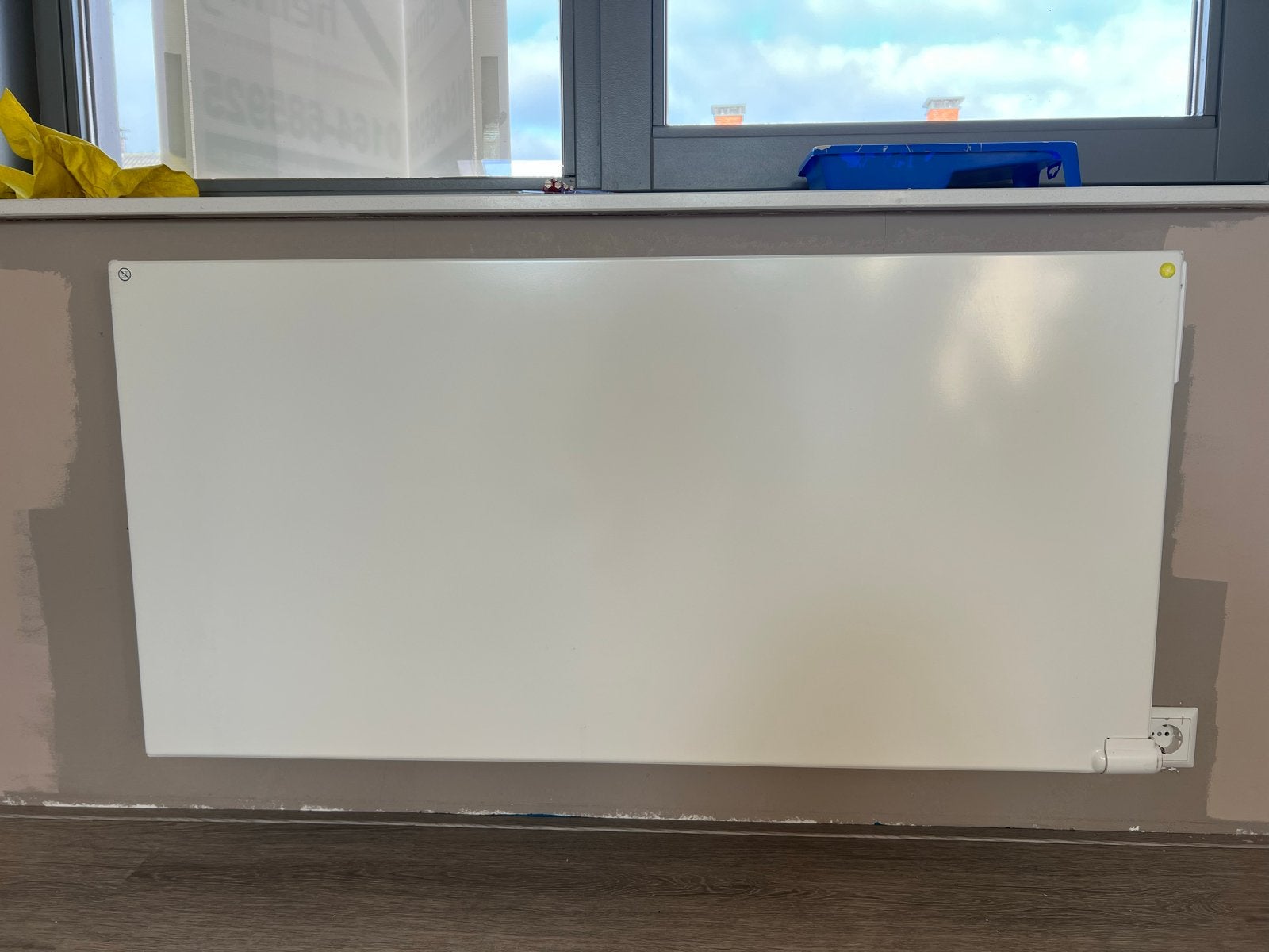 Radson Yali Parada 2000W elektrische radiator, Ophalen, 30 tot 80 cm, Radiator, Zo goed als nieuw