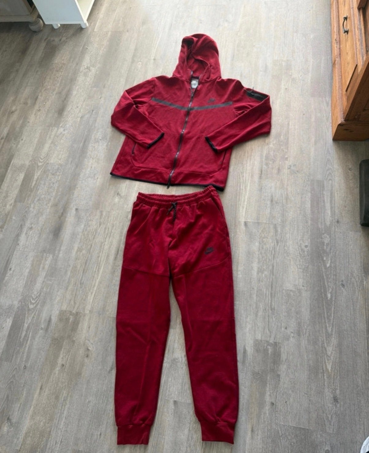 Nike Tech Pack Trainingspak Maat XL (valt als L), Ophalen, Zo goed als nieuw, Maat 52/54 (L), Rood