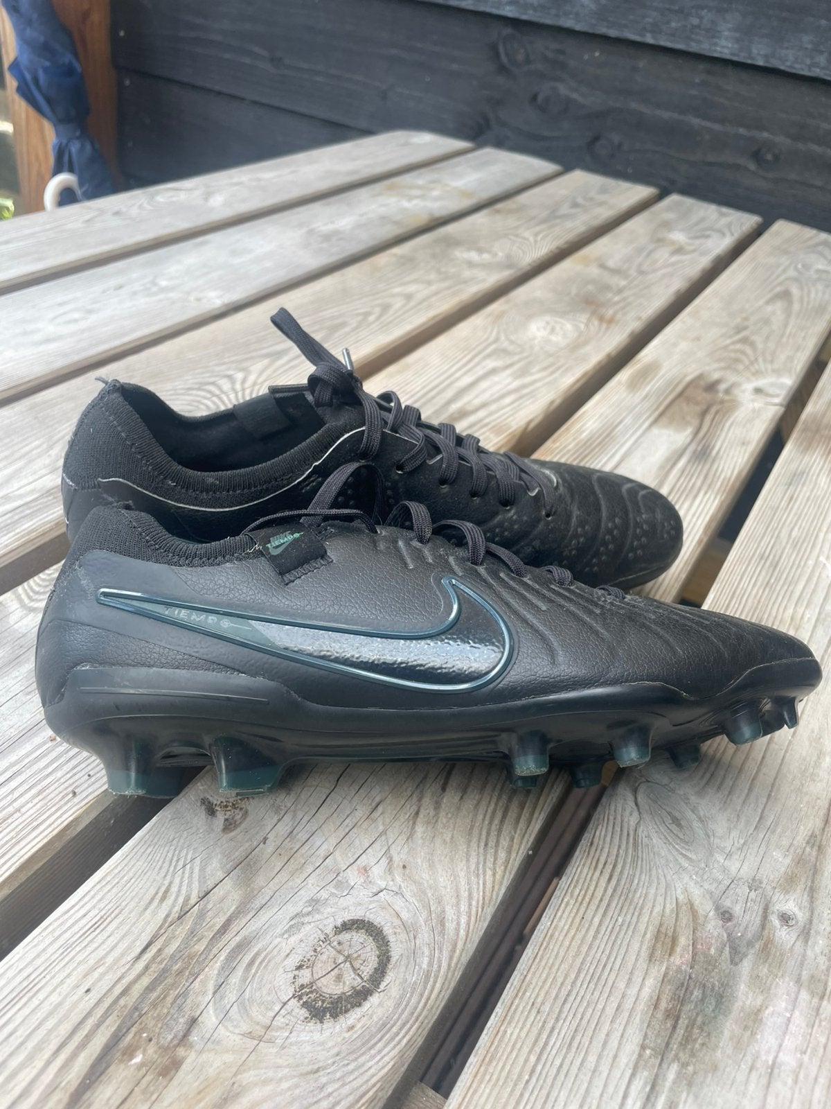 Nike voetbalschoenen 40,5, Sport en Fitness, Voetbal, Schoenen, Zo goed als nieuw, Maat M, Ophalen of Verzenden