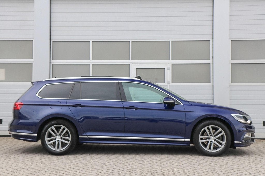 Volkswagen Passat Variant 1.4 TSI 150pk DSG Highline Busines, Auto's, Volkswagen, 12 maanden, Gebruikt, 4 cilinders, Blauw