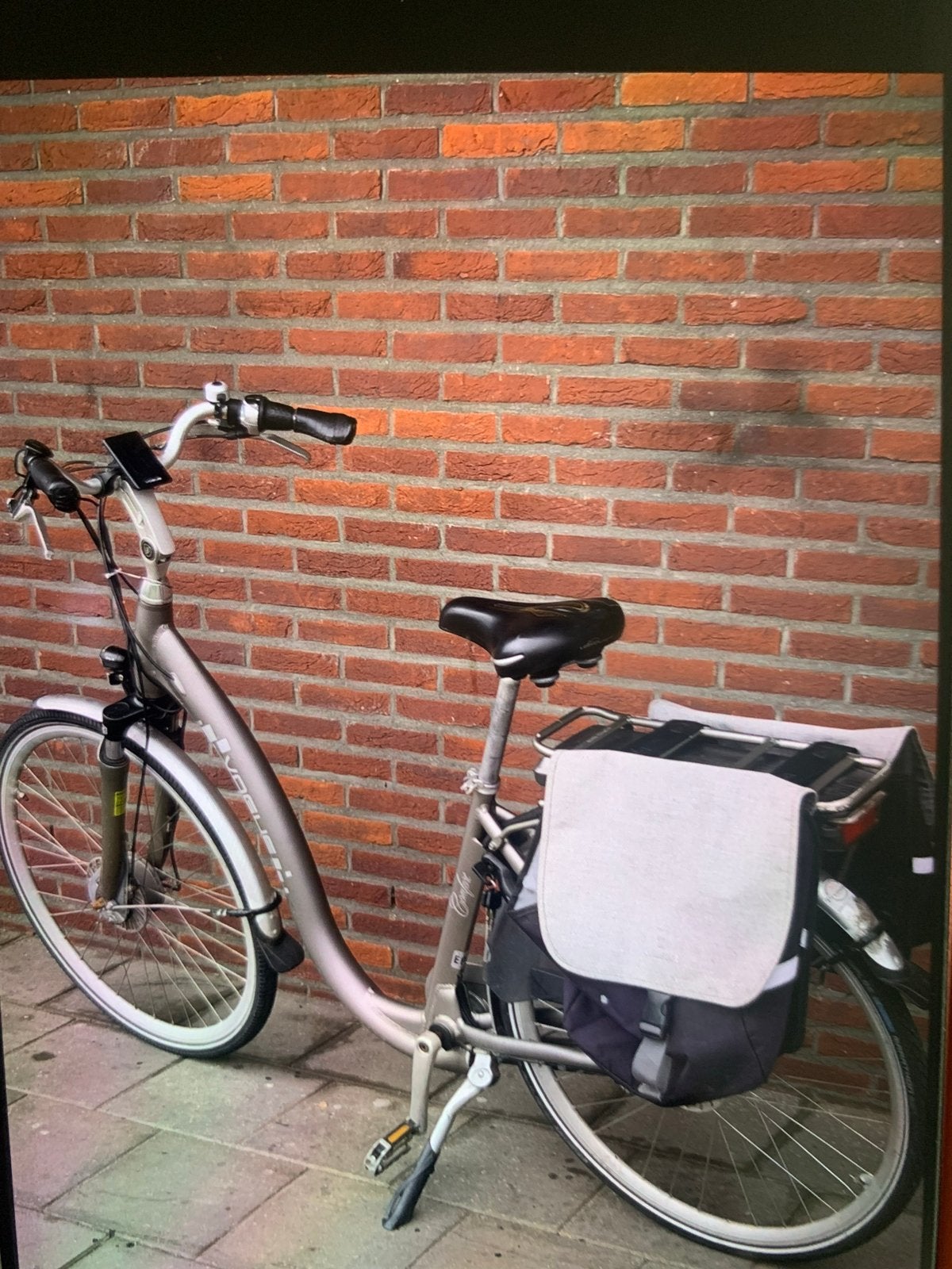 Vogue Comfort E-bike met 7 versnellingen en fietstassen, Overige merken, Gebruikt, Ophalen of Verzenden, 51 tot 55 cm