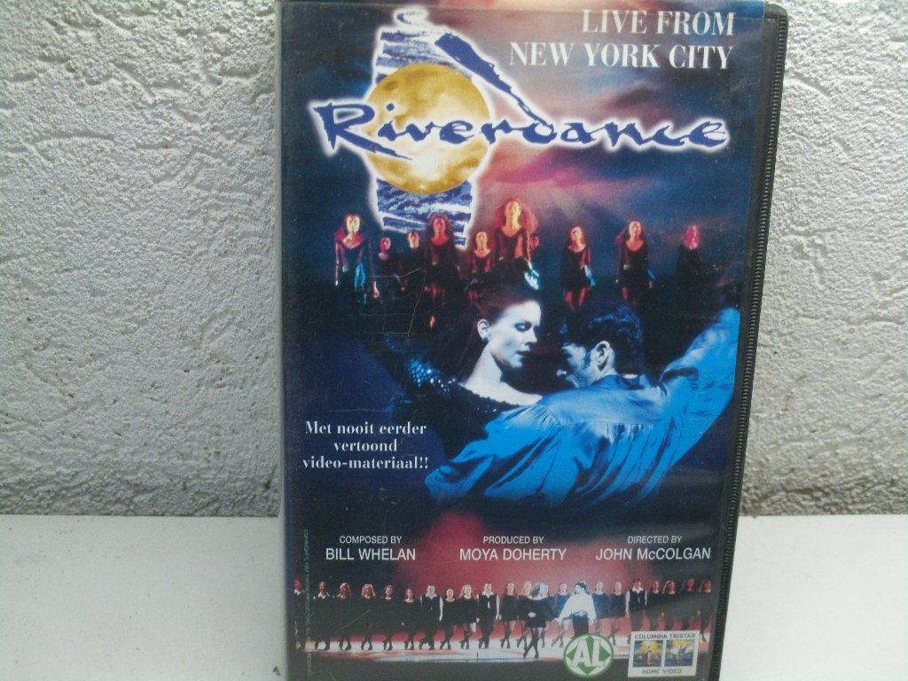 vhs 106b riverdance, Alle leeftijden, Ophalen of Verzenden, Zo goed als nieuw, Actie en Avontuur