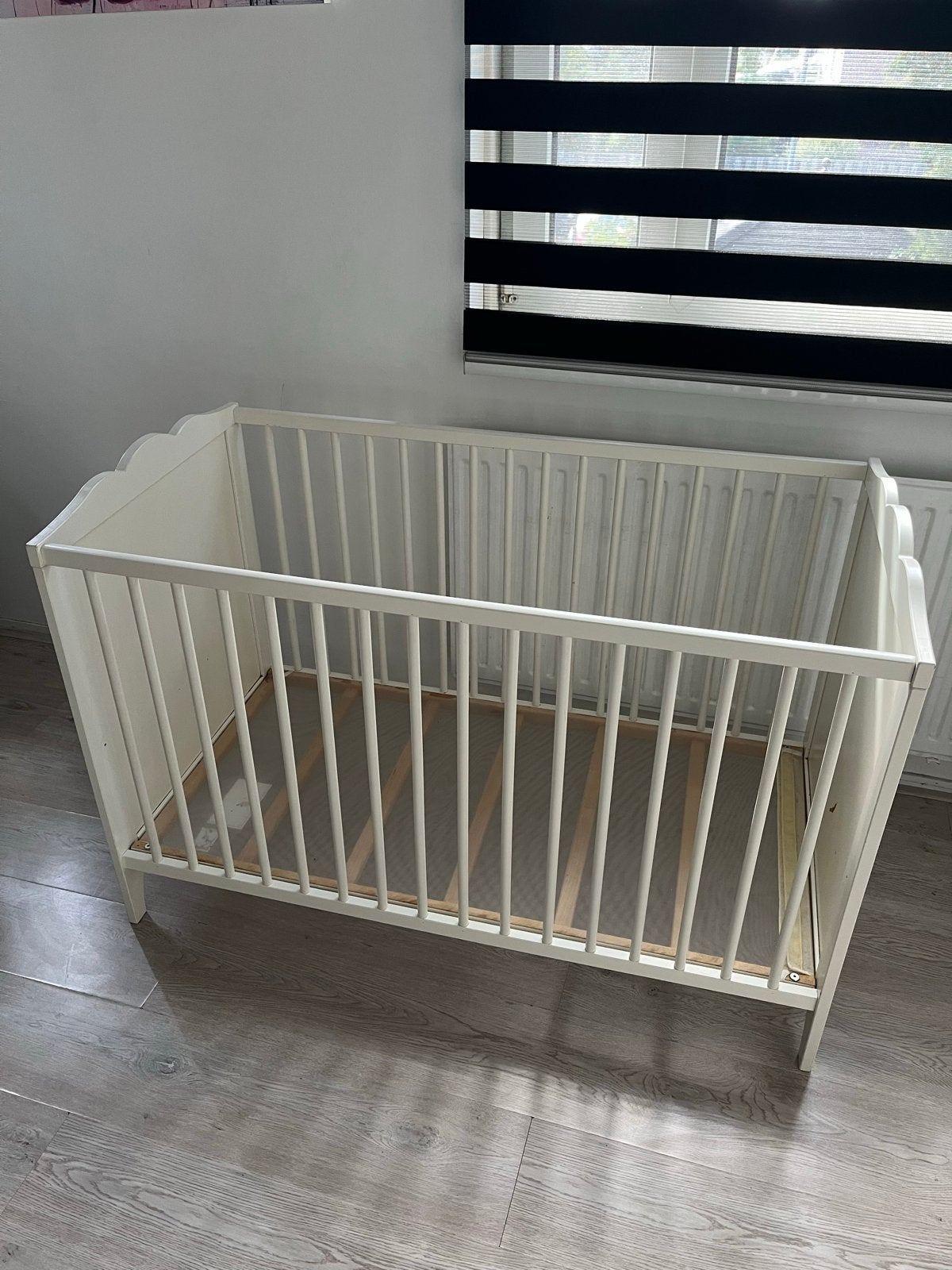 Babybedje wit - Gebruikt maar in goede staat, Ophalen, Gebruikt, Eenpersoons, Wit
