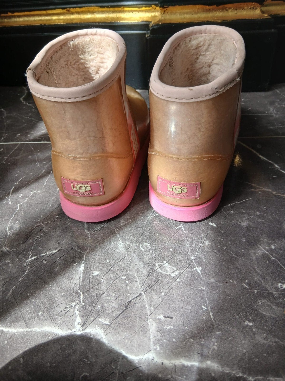 Ugg maat 32, Ophalen, Jongen of Meisje, Laarzen