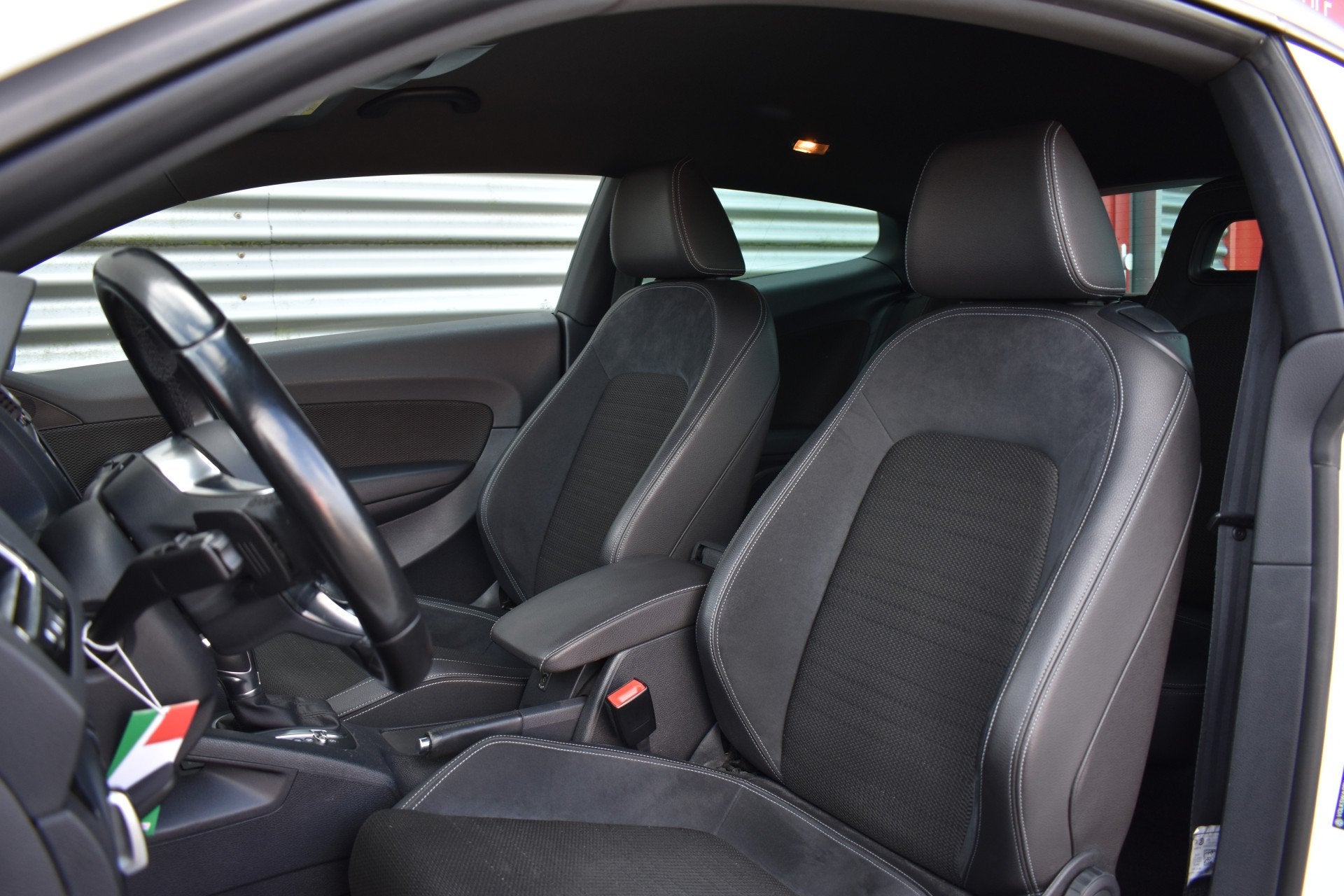 Volkswagen Scirocco 2.0 TSI Facelift LED/Bi-Xenon | DSG | Ca, Auto's, Volkswagen, Automaat, Automatische klimaatregeling, Stof