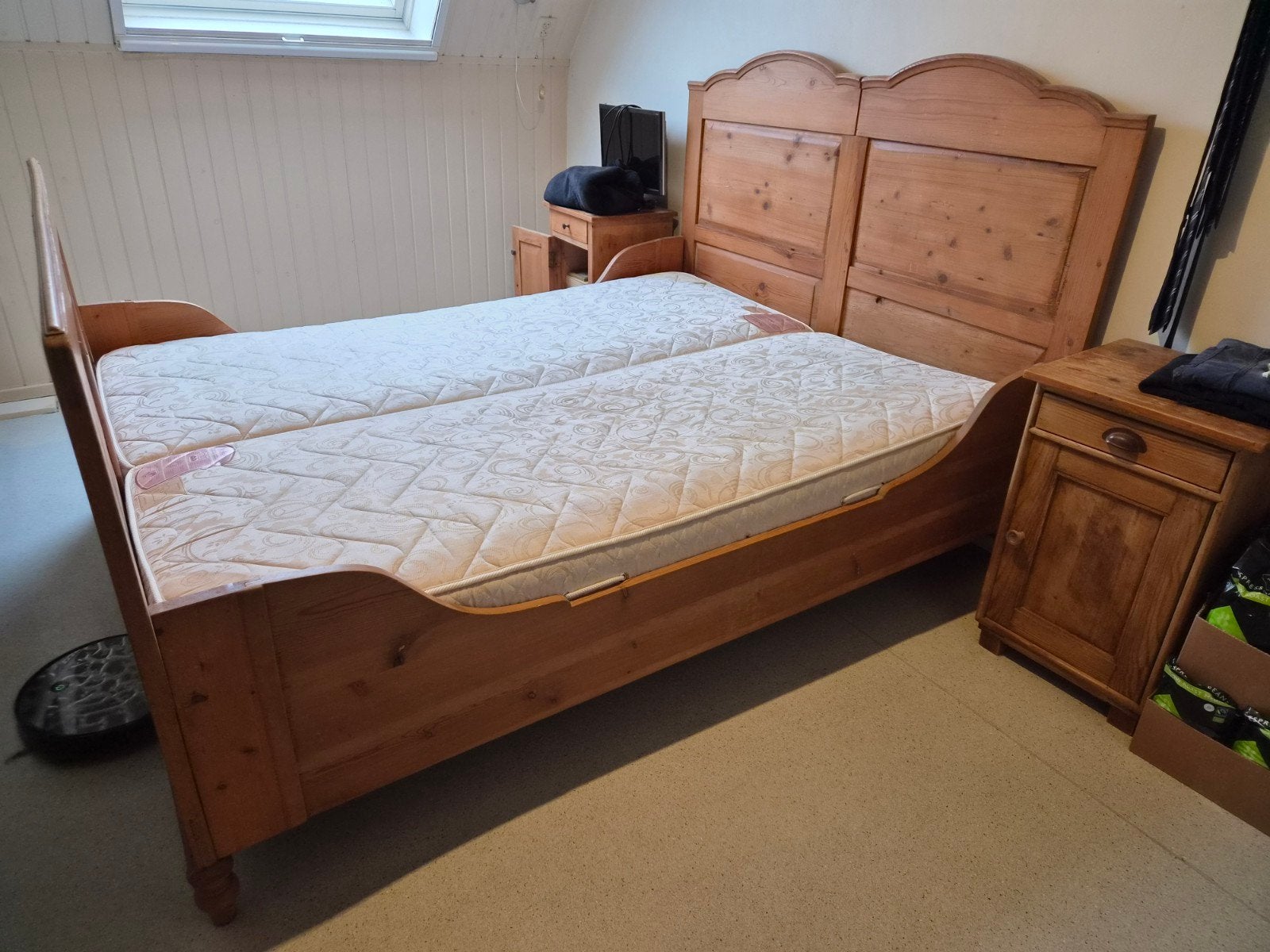 oud antiek brocant grenen bed 1.60 / 2.00 2 persoons, Ophalen, Gebruikt, Tweepersoons