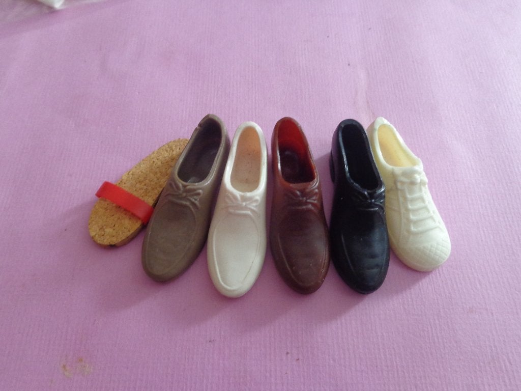 Barbie vintage Ken schoenen verschillende paren, Ophalen of Verzenden, Gebruikt, Accessoires