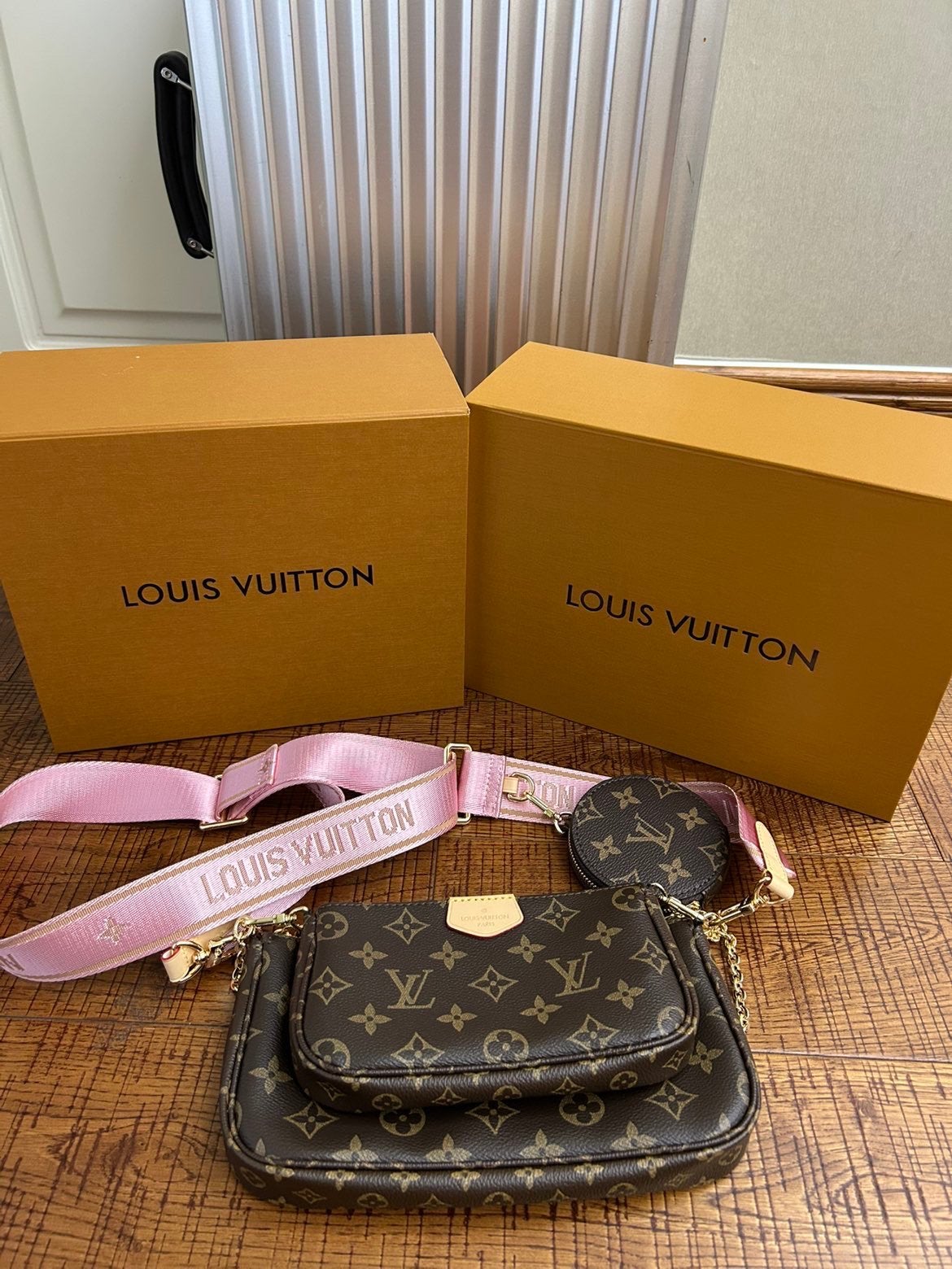 Louis Vuitton Multi Pochette Accesoire Monogram Handbag, Ophalen of Verzenden, Nieuw, Bruin, Handtas