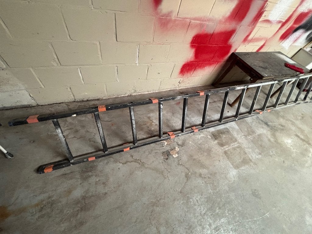 Ladder aluminium 16 treden, Ophalen, Gebruikt, Ladder, 4 meter of meer