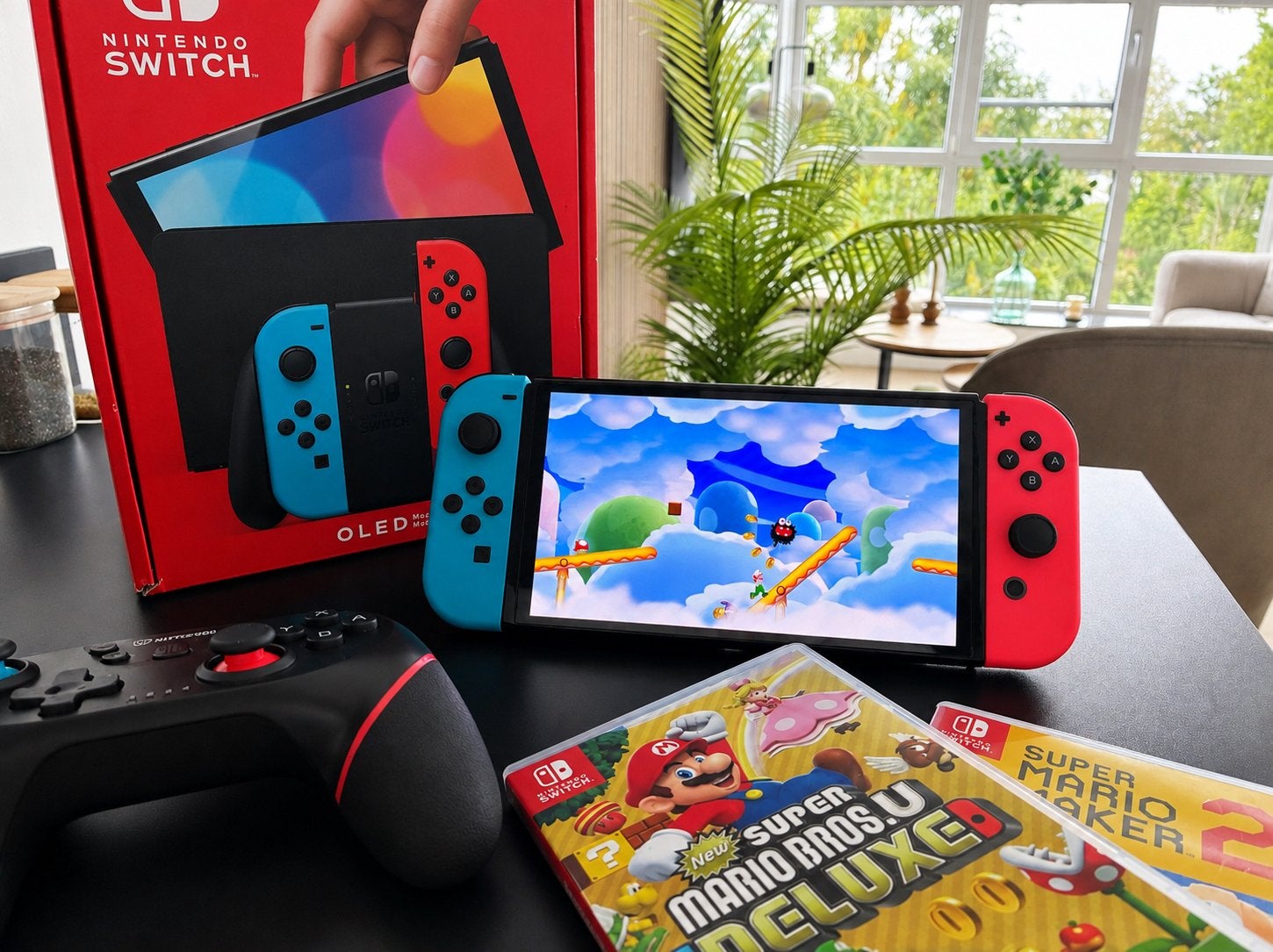 Nintendo Switch OLED (1 jaar oud) + Mario Bros + Mario Maker, Met games, Zo goed als nieuw, Met 3 controllers of meer, Switch OLED