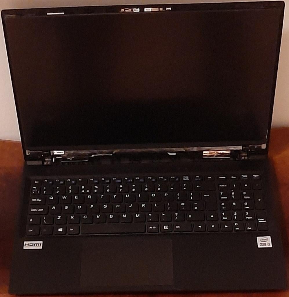 💻2e hands: Stone laptop - Stonebook pro P103B🏷️€50,-, Computers en Software, Windows Laptops, Met videokaart, 2 tot 3 Ghz, 8 GB