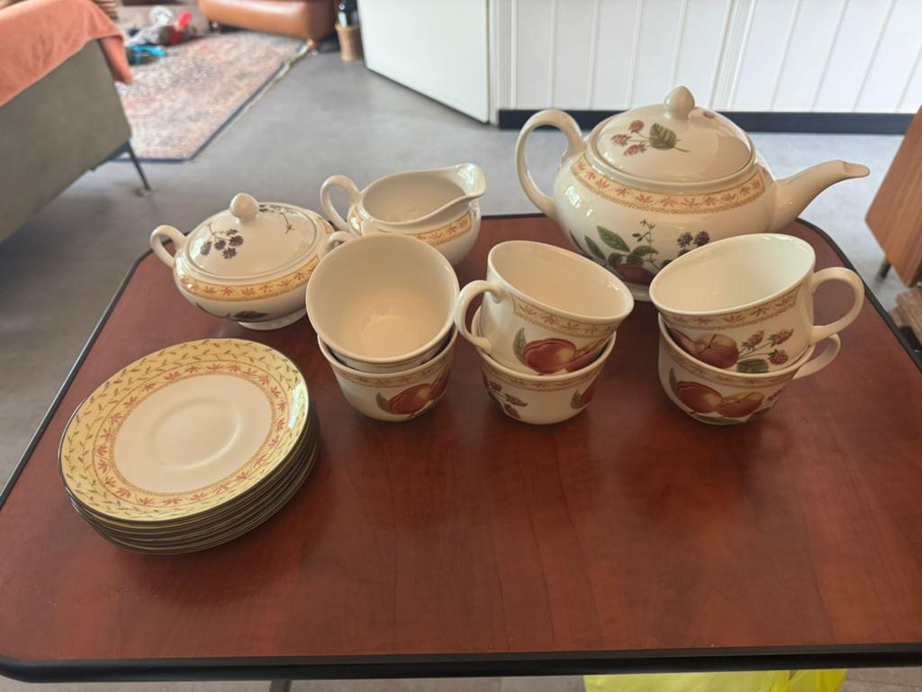 Conpleet engels thee servies, Ophalen