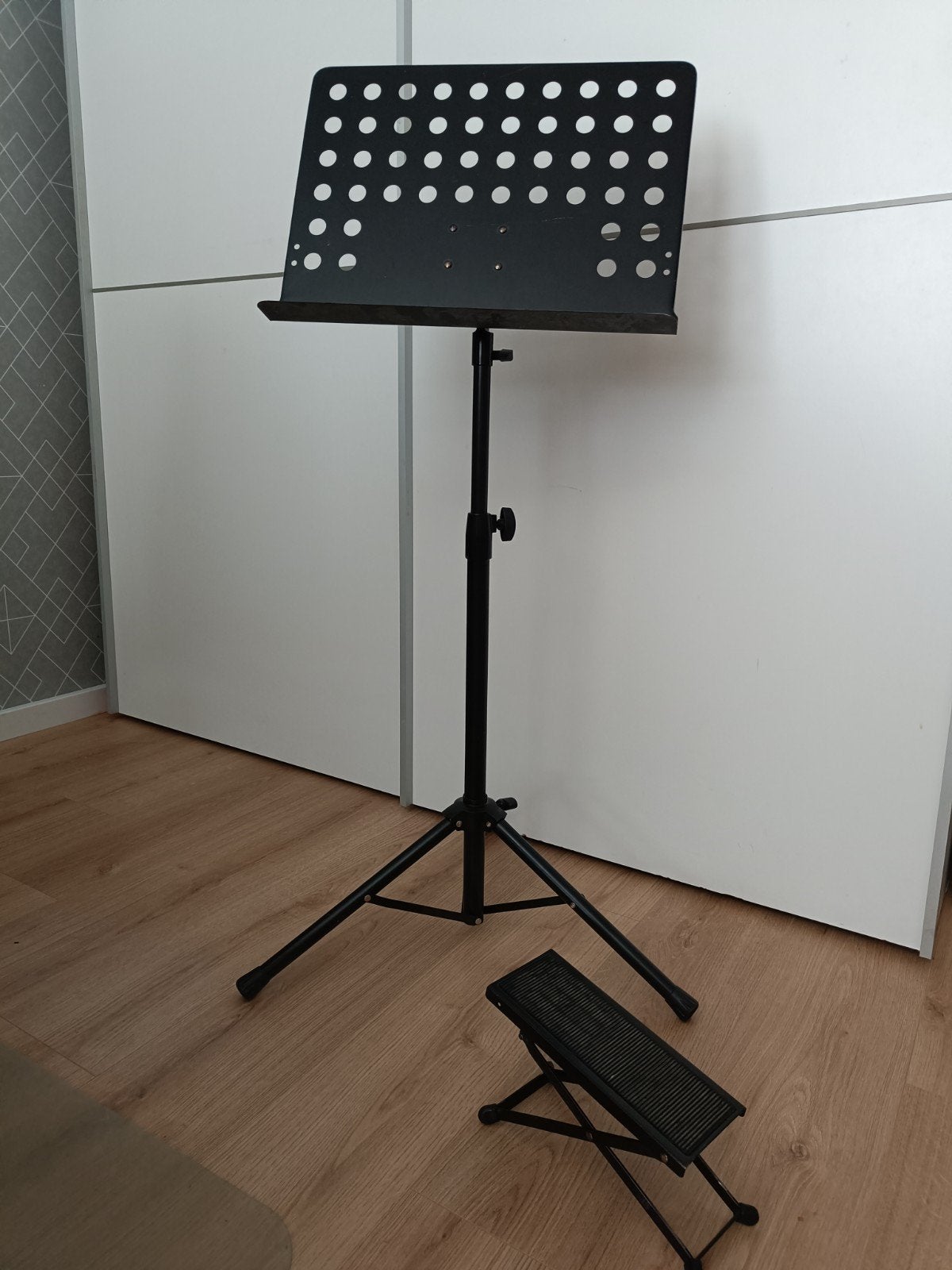 Bladmuziek standaard met voetsteun, Muziek en Instrumenten, Standaards, Ophalen, Zo goed als nieuw, Muziekstandaard, Overige instrumenten