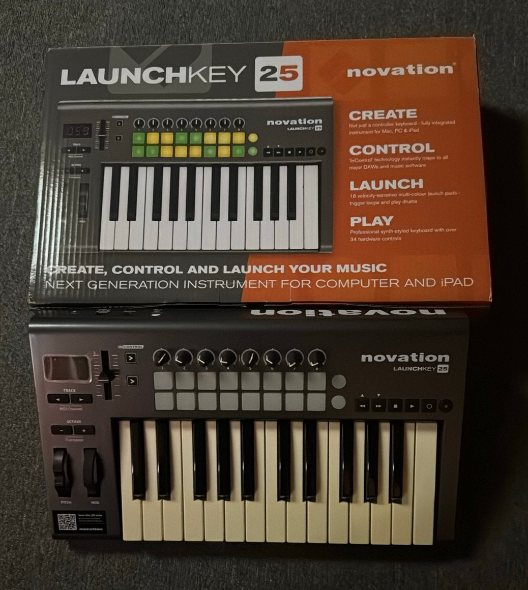 Novation Launchkey 25, Muziek en Instrumenten, Ophalen, Gebruikt
