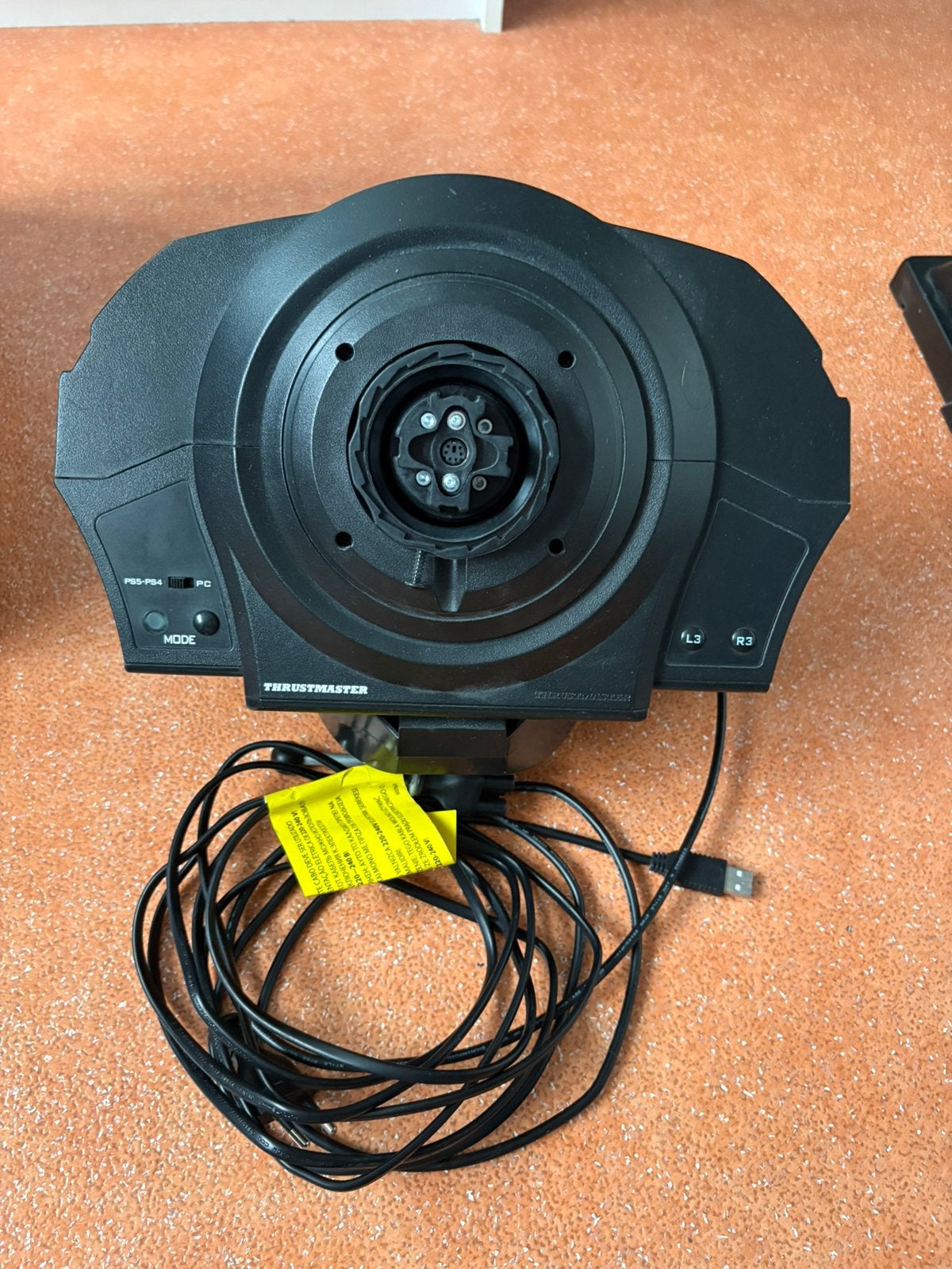 Foto 3 van Thrustmaster T300 race set met Ferrari F1 stuur