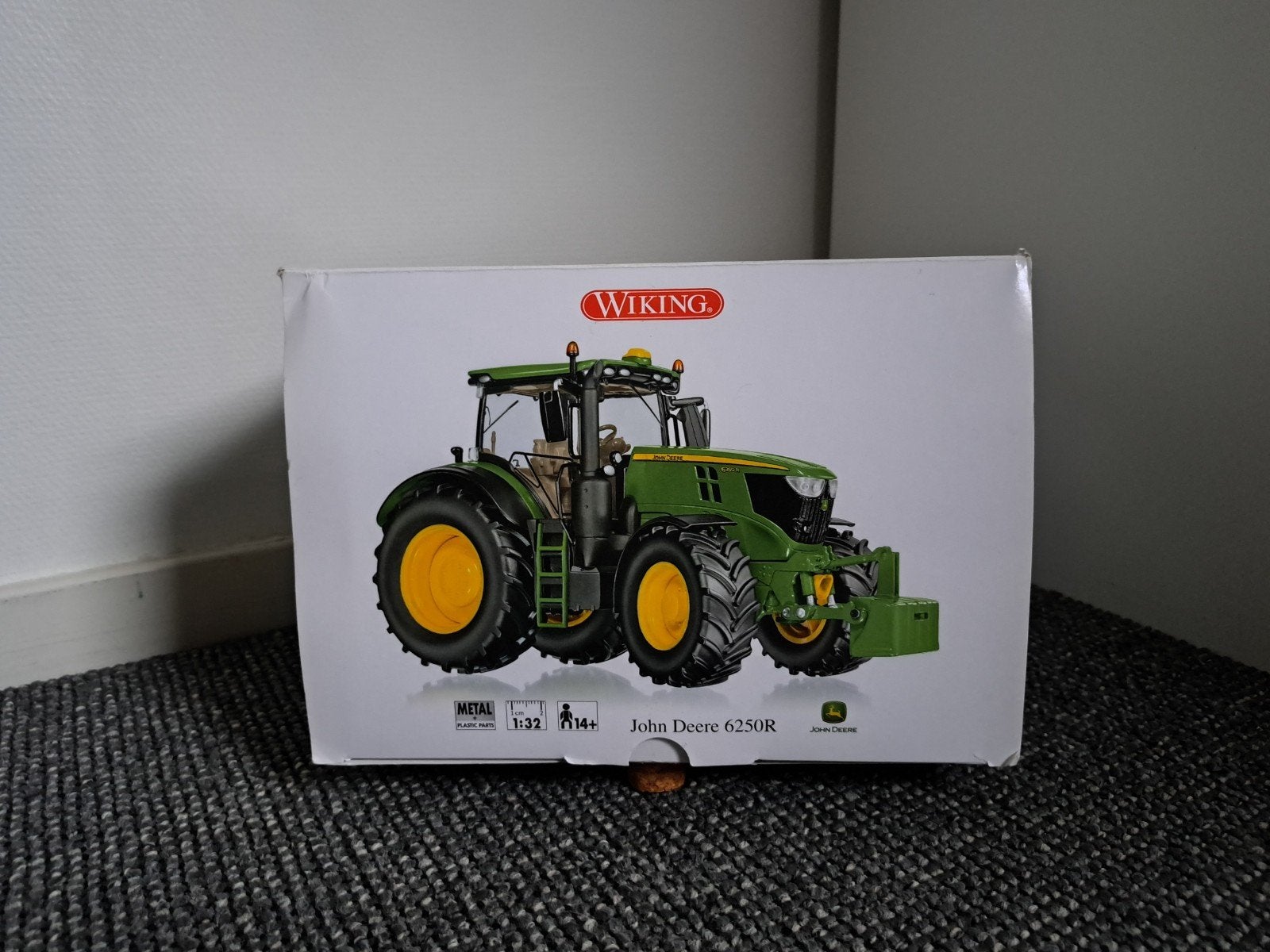 Wiking John Deere 6250r, Hobby en Vrije tijd, Ophalen of Verzenden, Nieuw, Tractor of Landbouw, Overige merken