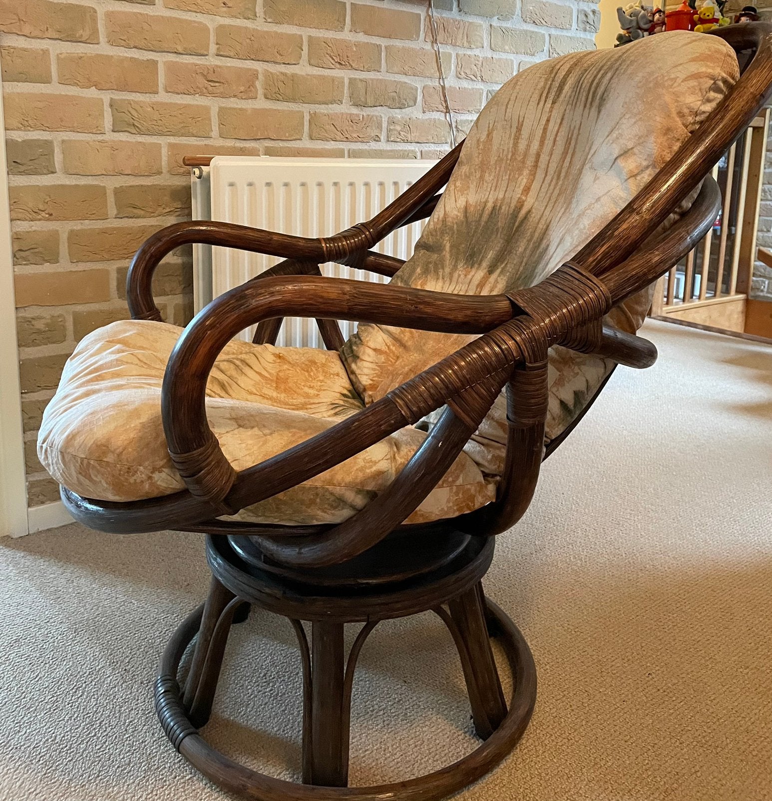 Manou fauteuil, vintage, jaren 70 met tie-dye bekleding., Huis en Inrichting, Ophalen, Gebruikt, 50 tot 75 cm, Vintage
