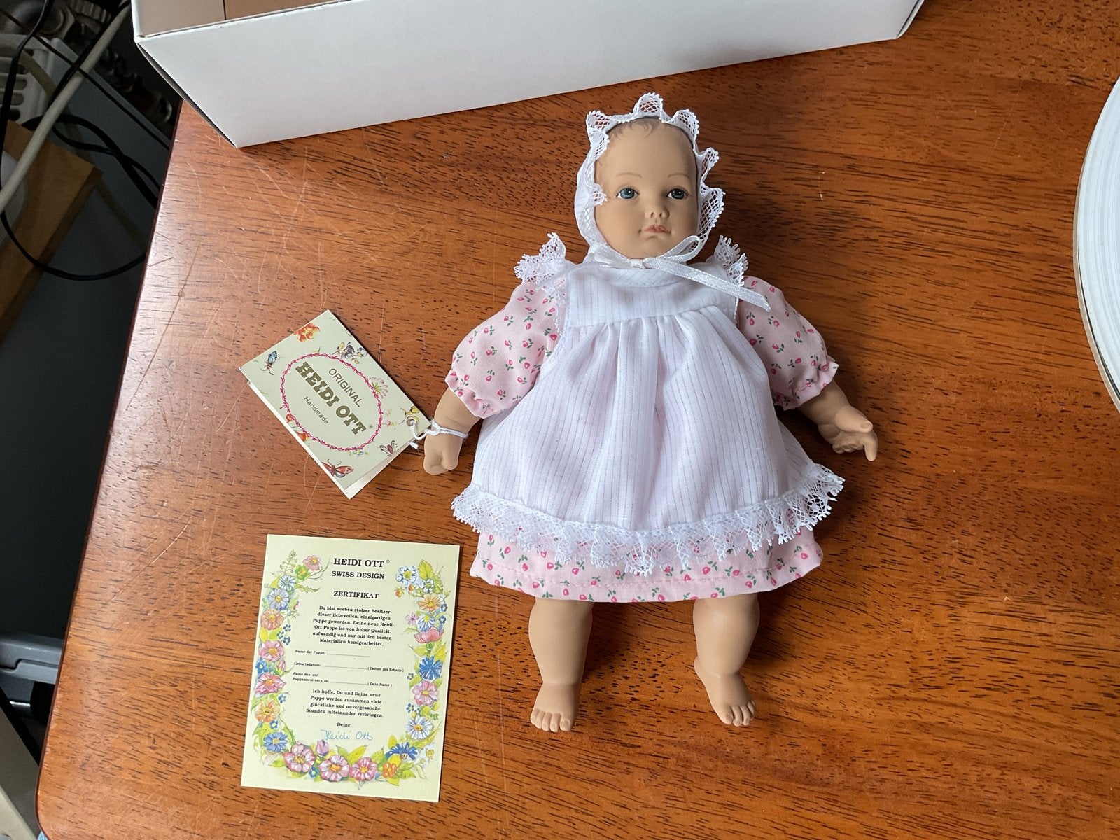 Heidi Ott popje - 19 cm met doosje en certificaat, Ophalen of Verzenden, Zo goed als nieuw, Overige typen