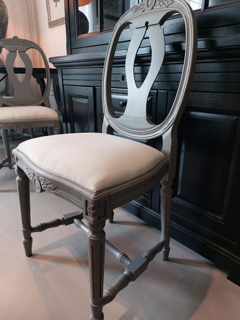 Set van 6 Flamant eetkamerstoelen, Gustaviaanse stijl., Ophalen