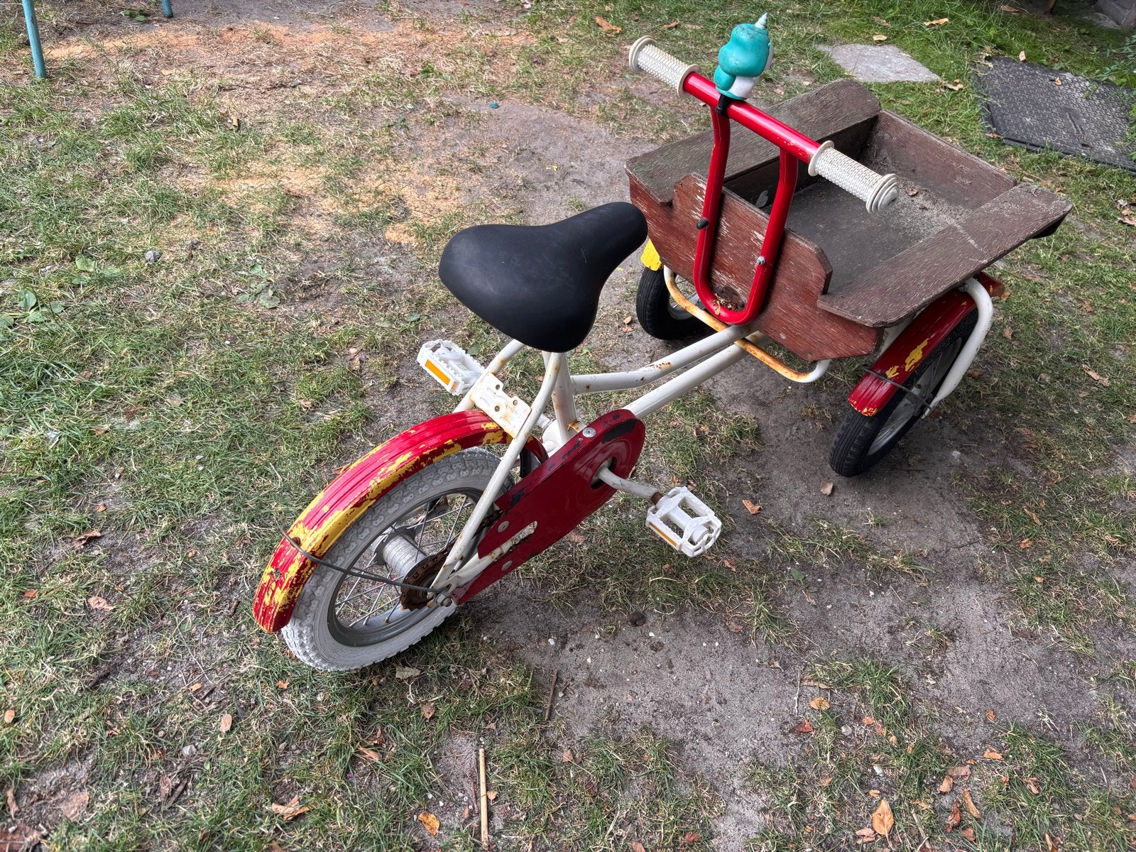 Kinderbakfiets voor de kleintjes (3-6 jaar), Fietsen en Brommers, Ophalen, Gebruikt, Terugtraprem