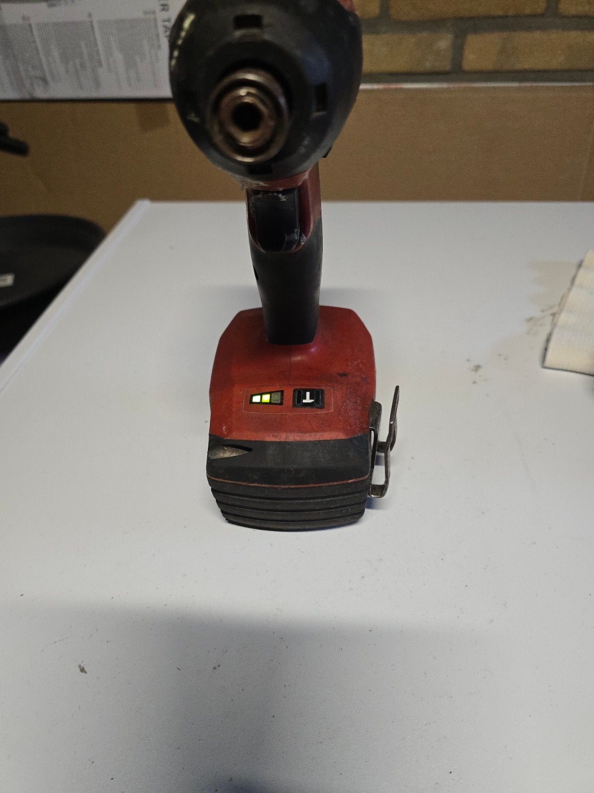 Foto 4 van Hilti schroevendraaier