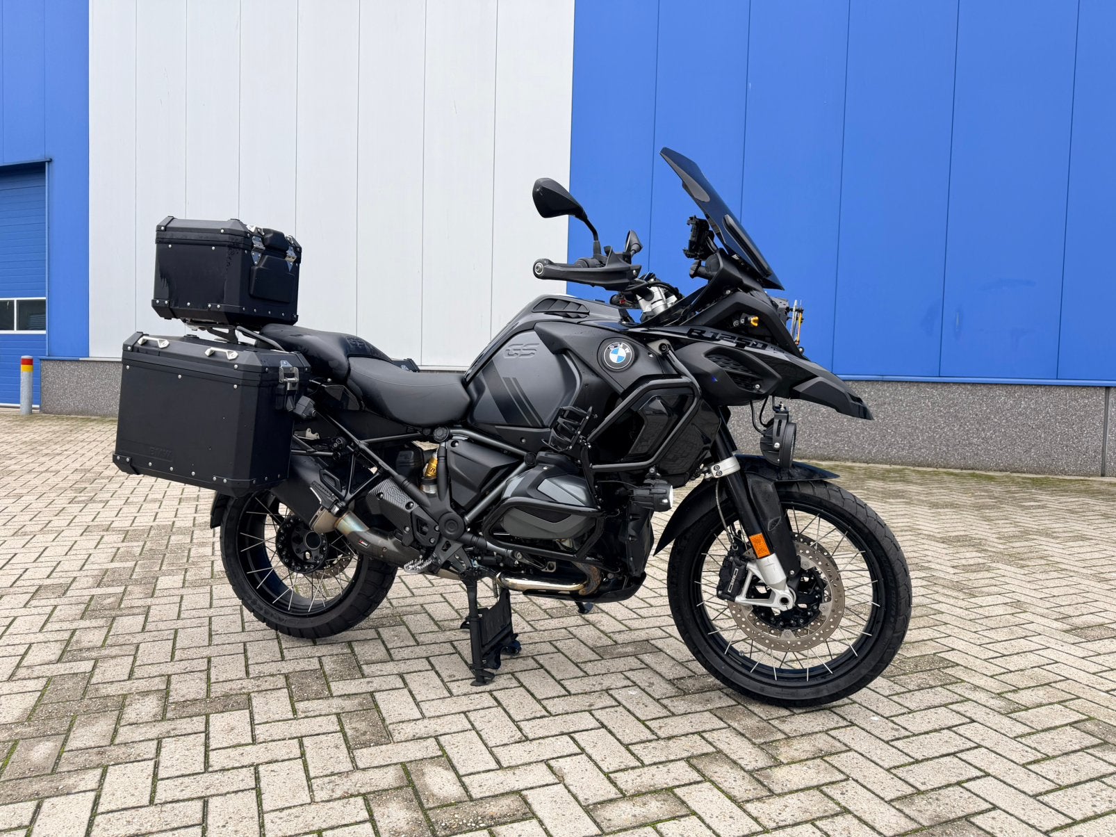 BMW R 1250 GS Adventure BOM VOL AKRA R1250gs, Occasion, 1254 cc, 4 cilinders, Motorrijbewijs A