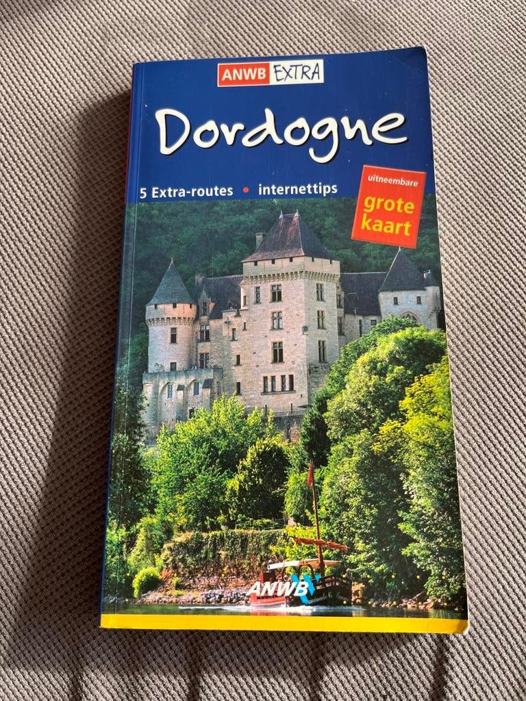 ANWB Extra Dordogne Reisgids, Gelezen, Budget, Europa, Ophalen of Verzenden