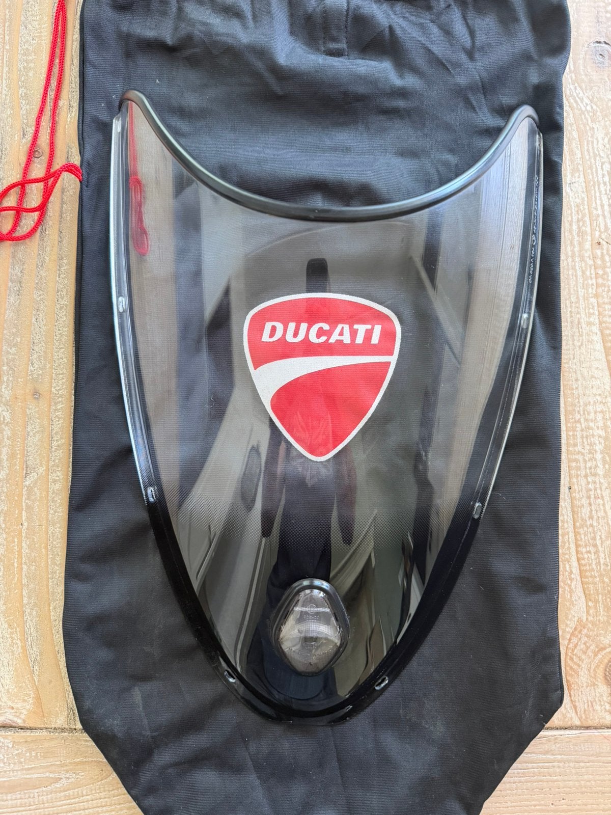 Originele OEM Ducati ruit 749 en 999 voorruit wind scherm, Ophalen of Verzenden, Gebruikt