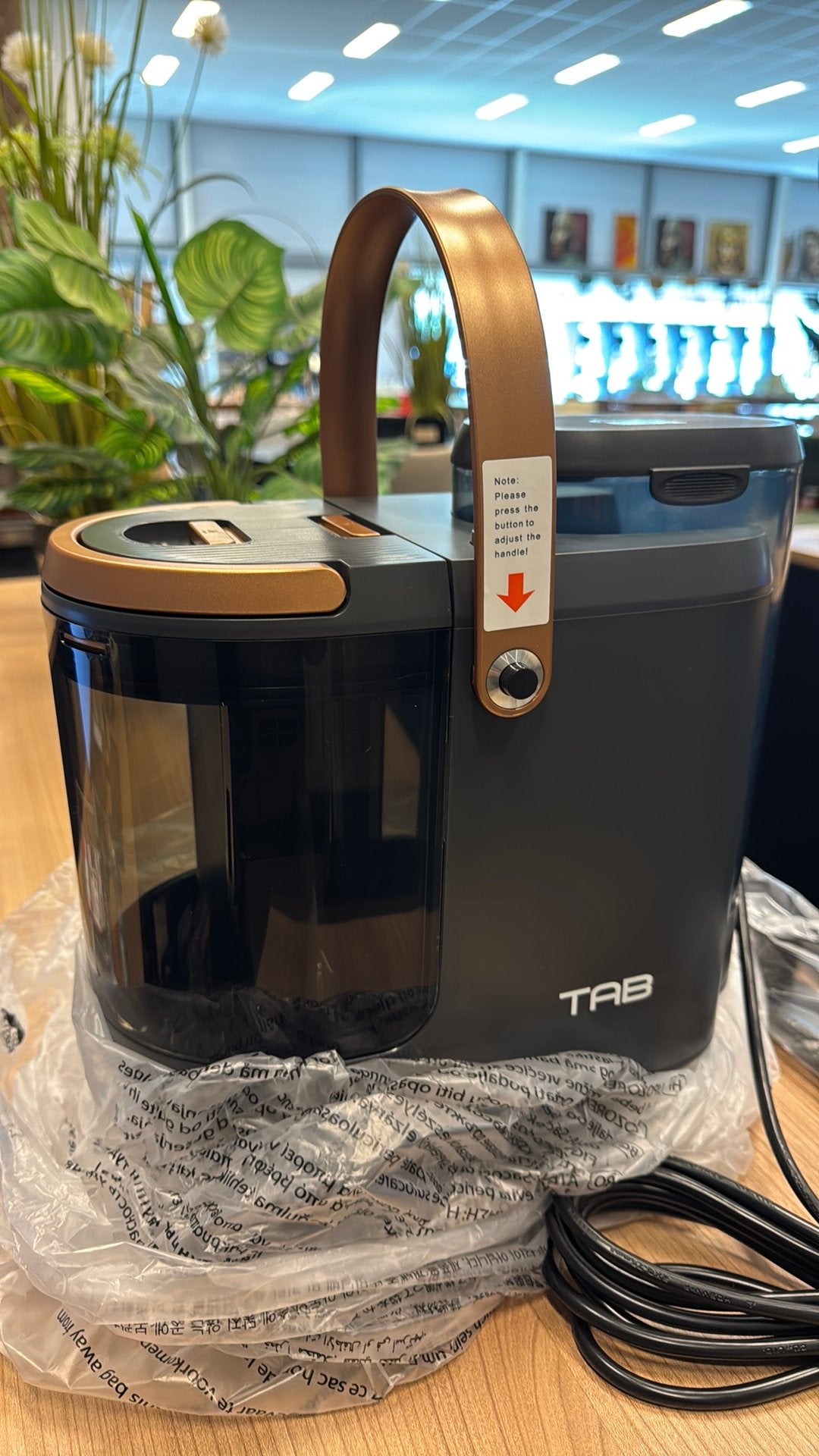 TAB R3 Tapijtreiniger Machine 600watt - Nieuw in doos, Overige merken, Nieuw, Vloerreiniger, Reservoir