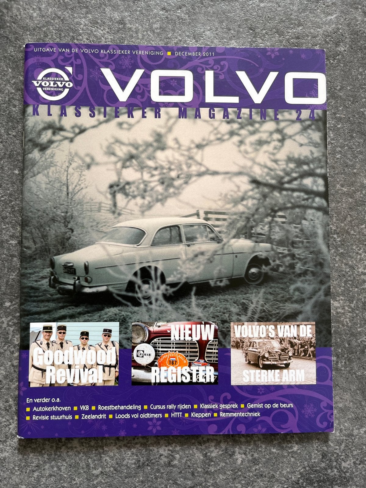 Volvo Klassieker Magazine 12/2011: politie Amazons, Ophalen of Verzenden, Zo goed als nieuw, Volvo