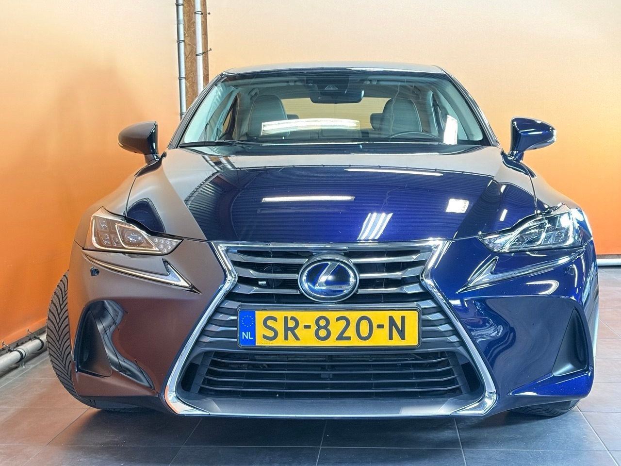 Lexus IS 300h Hybrid Business Line navi | clima | adaptive c, Auto's, Automaat, Achterwielaandrijving, Blauw, Leder en Stof