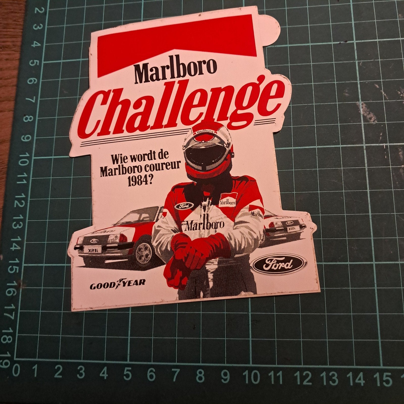 Vintage Marlboro Challenge Sticker Jaren '80 - Ford XR3i, Ophalen of Verzenden