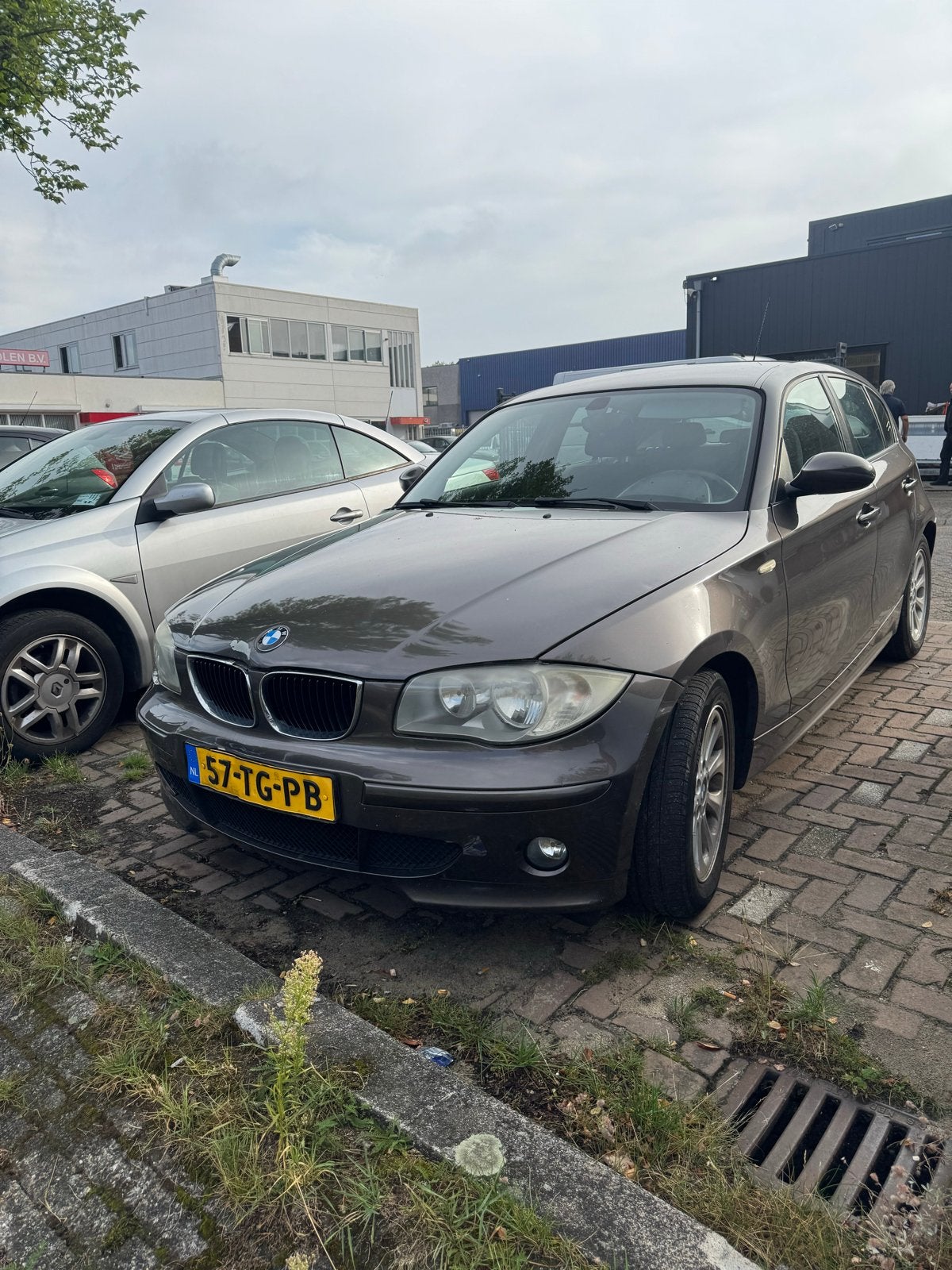 BMW 1-Serie 1.6 116I 2006 Bruin, Ophalen of Verzenden