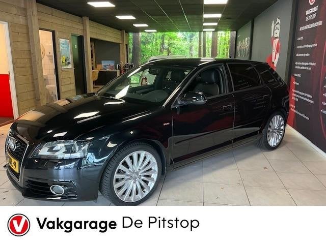Audi A3 Sportback 1.2 TFSI Ambition Pro Line S, Auto's, Audi, Euro 5, Zwart, 4 cilinders, Leder en Stof