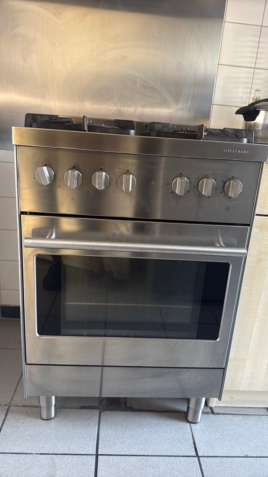 Gasfornuis 60 cm, Ophalen, 4 kookzones, Zo goed als nieuw, Gas