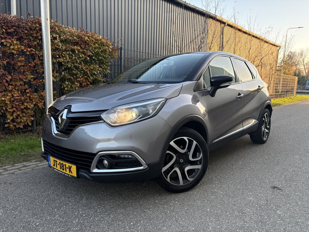Renault Captur 1.2 TCe Helly Hansen / AUTOMAAT / AIRCO / CRU, Euro 5, 4 cilinders, Parkeersensor, 19 km/l