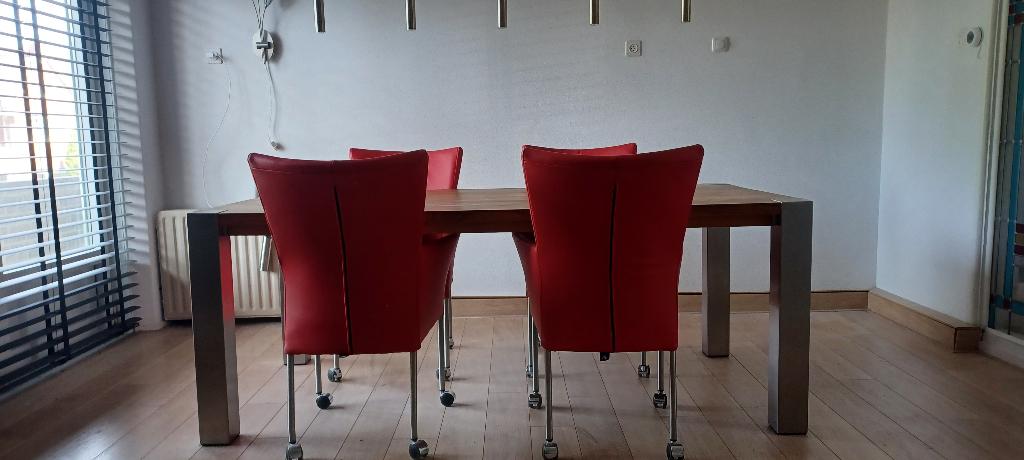 van zeer hoge zware kwaliteit  eettafel en 4 stoelen, Huis en Inrichting, Tafels | Eettafels, 200 cm of meer, Zo goed als nieuw