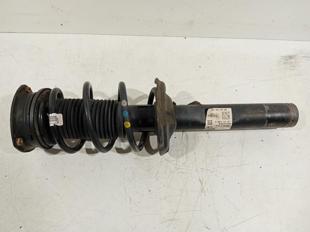 Veerpoot links voor Volkswagen Passat, Auto-onderdelen, Onderdelen@venauto.nl, Van der Ven Autorecycling B.V., Gebruikt, Ettenseweg 76, 4706 PB Roosendaal, The Netherlands