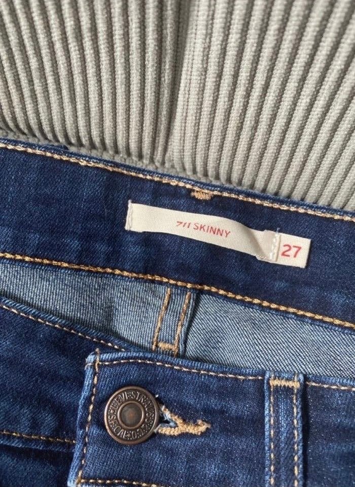 Levi's 711 Skinny Jeans - xs, Ophalen of Verzenden, Gedragen, Blauw, W27 (confectie 34) of kleiner