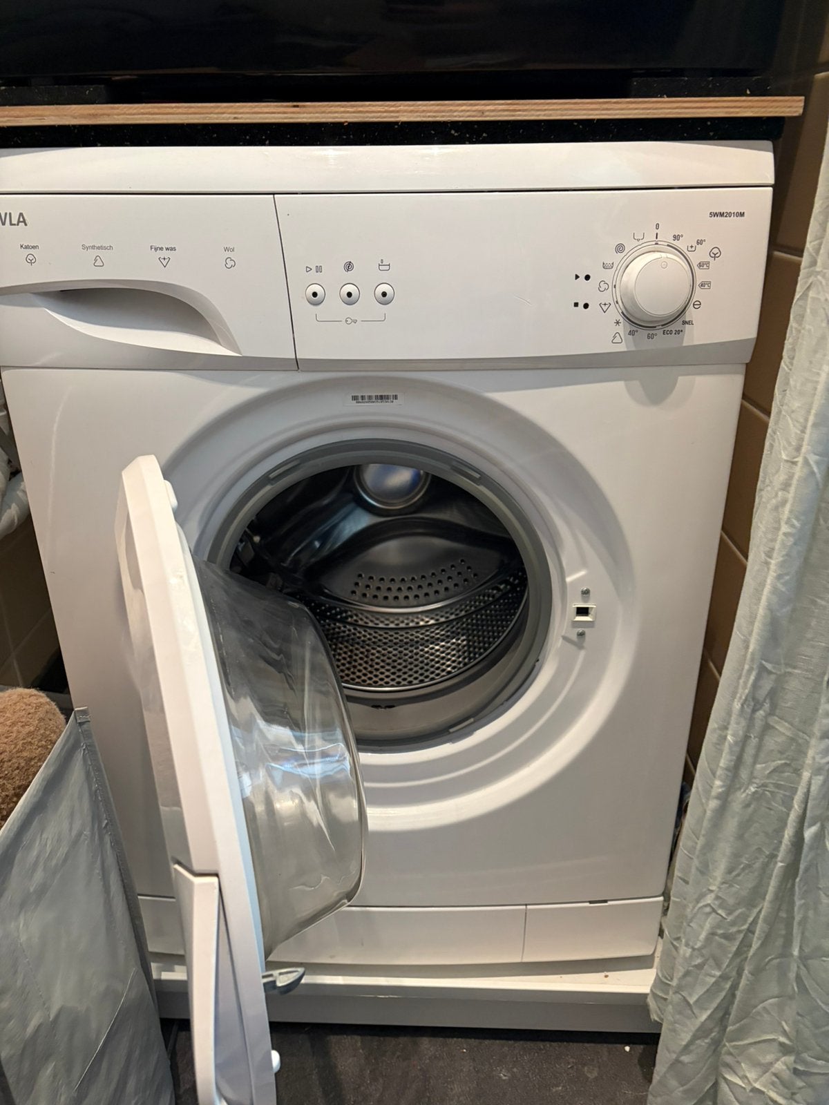 Wasmachine te koop, Witgoed en Apparatuur, Wasmachines, Ophalen, Zo goed als nieuw, 1200 tot 1600 toeren, 85 tot 90 cm