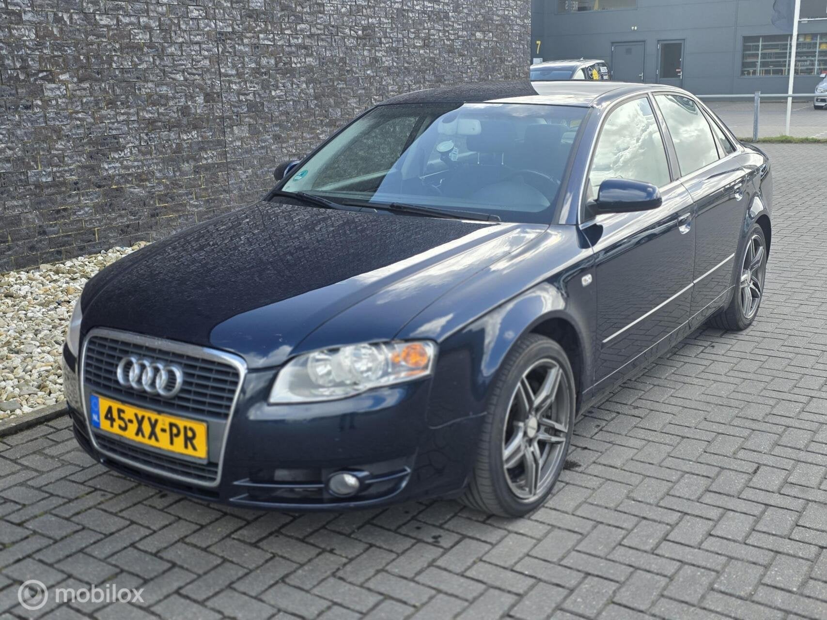 Audi A4 Limousine 1.8 Turbo Advance - Automaat - Trekhaak, Auto's, Audi, Gebruikt, Blauw, A4, 163 pk