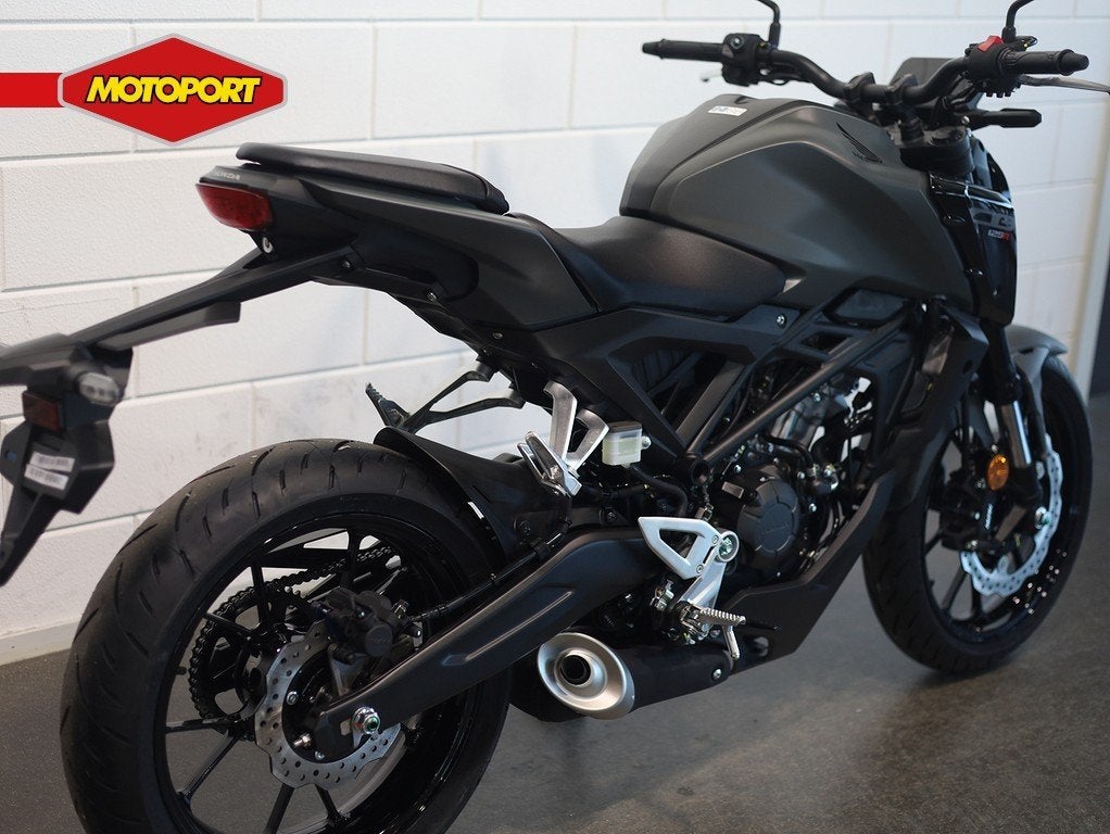 Honda CB 125 R (bj 2026), Motoren, Motoren | Honda, Bedrijf, 11 kW of minder, Honda Motor Europe Ltd Netherlands branc, Mc.benelux@honda-eu.com