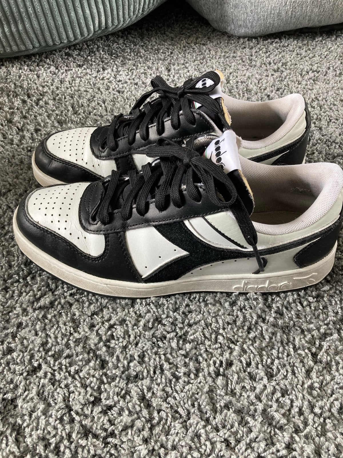 Diadora sneakers maat 41 - Zwart/Wit, Ophalen of Verzenden, Gedragen, Zwart, Sneakers of Gympen
